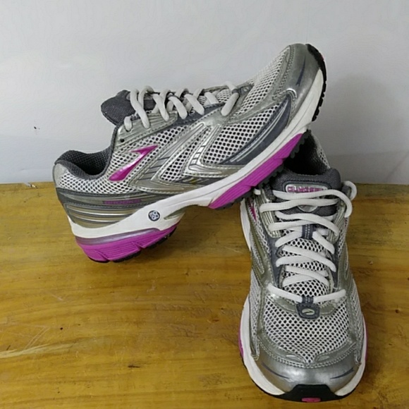 brooks glycerin 7 womens grey
